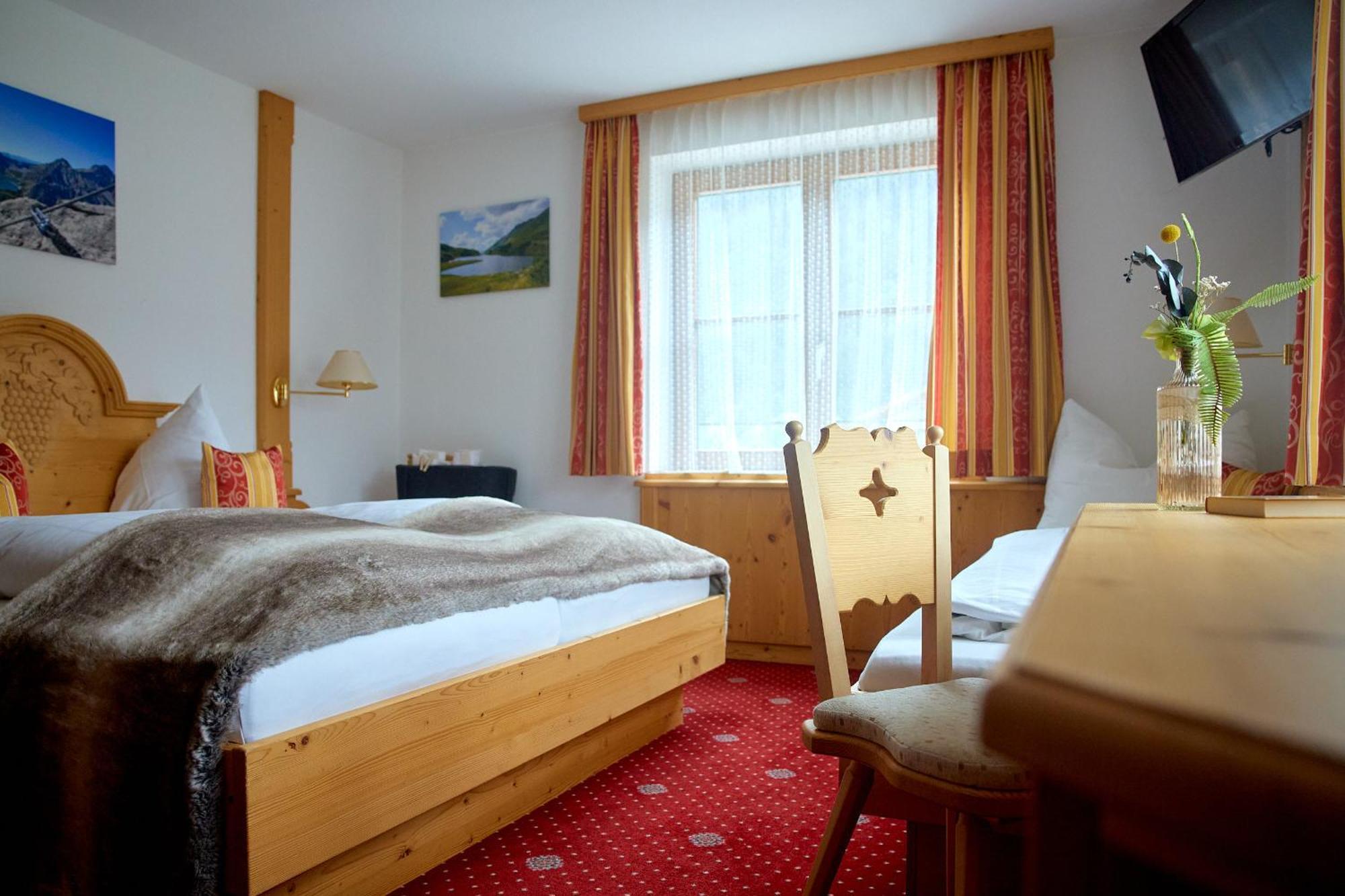 Montafon Moments Hotel Gortipohl Exterior photo