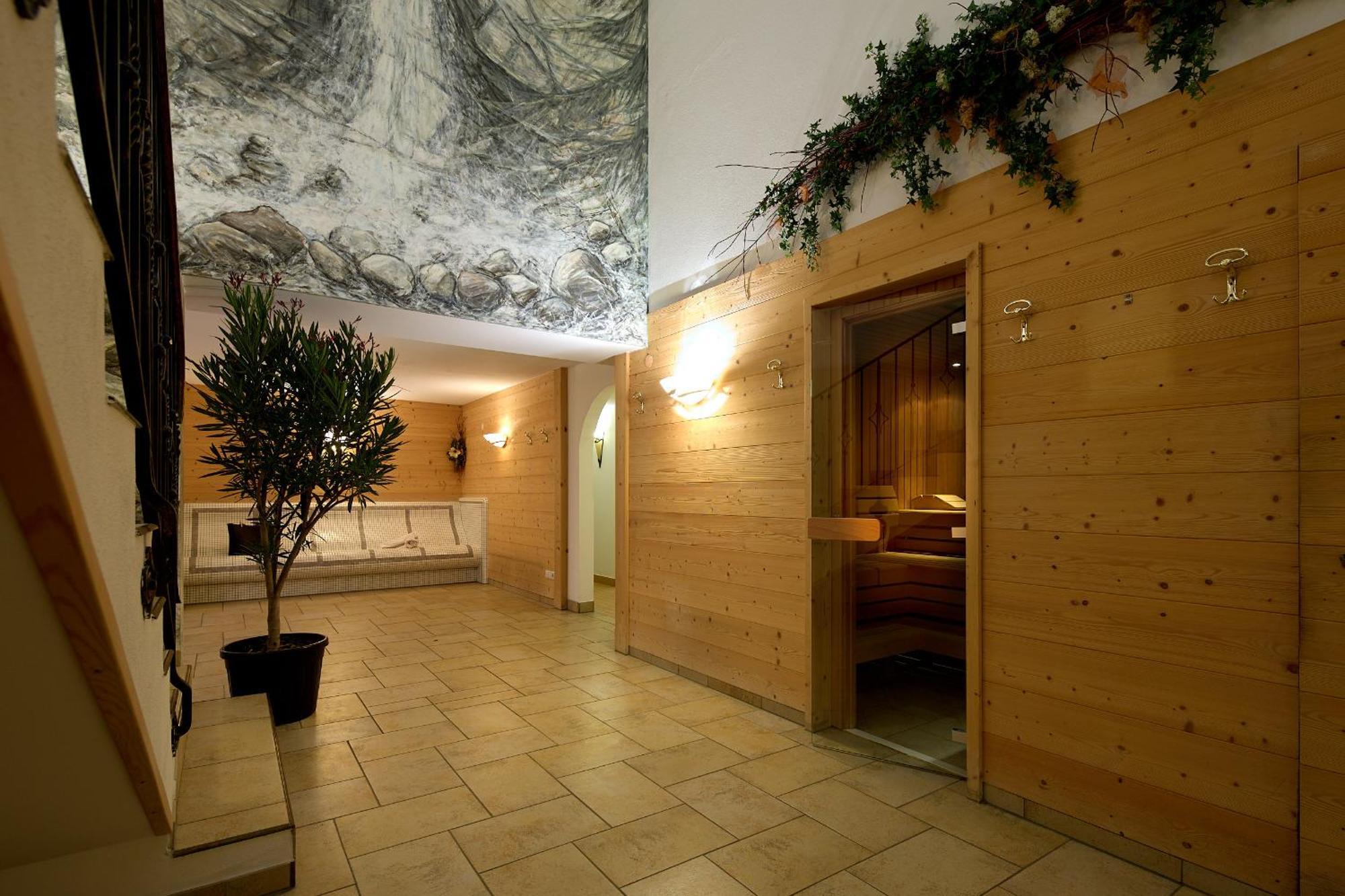 Montafon Moments Hotel Gortipohl Exterior photo