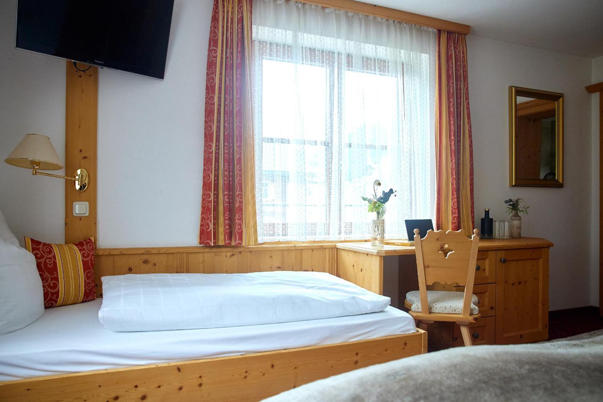 Montafon Moments Hotel Gortipohl Exterior photo