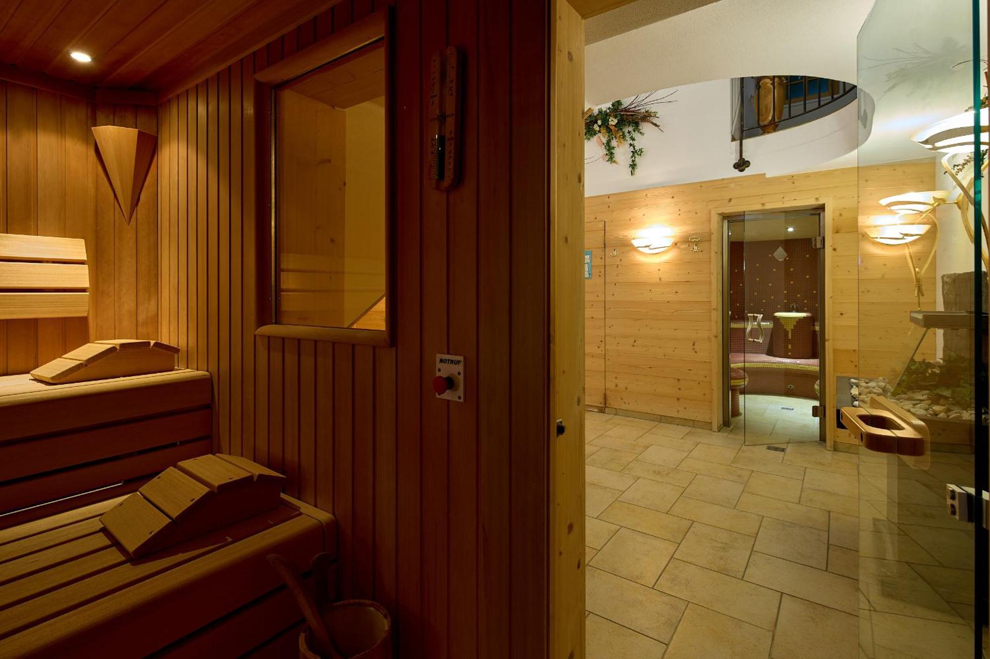 Montafon Moments Hotel Gortipohl Exterior photo